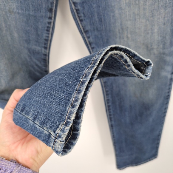 Levi's 414 Relaxed Straight Jeans Women's Size 30 Mid Rise Blue Stretch Denim - Picture 4 of 8